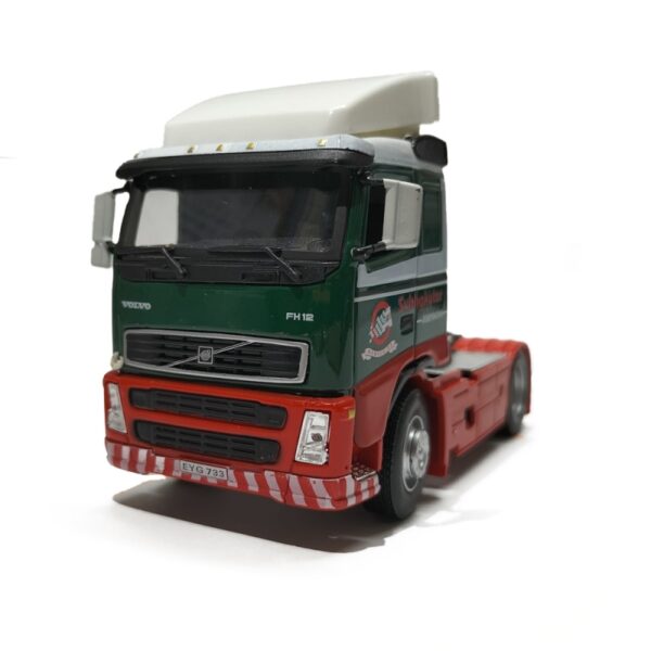 CABEZA DE CAMION ESCALA 1/50 VOLVO VERDE/ROJO JHONSONS - Imagen 3
